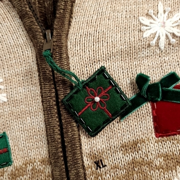 Tiara International Christmas Full Zip Embroidered Beaded Sequin Rhinestone XL - Picture 5 of 7